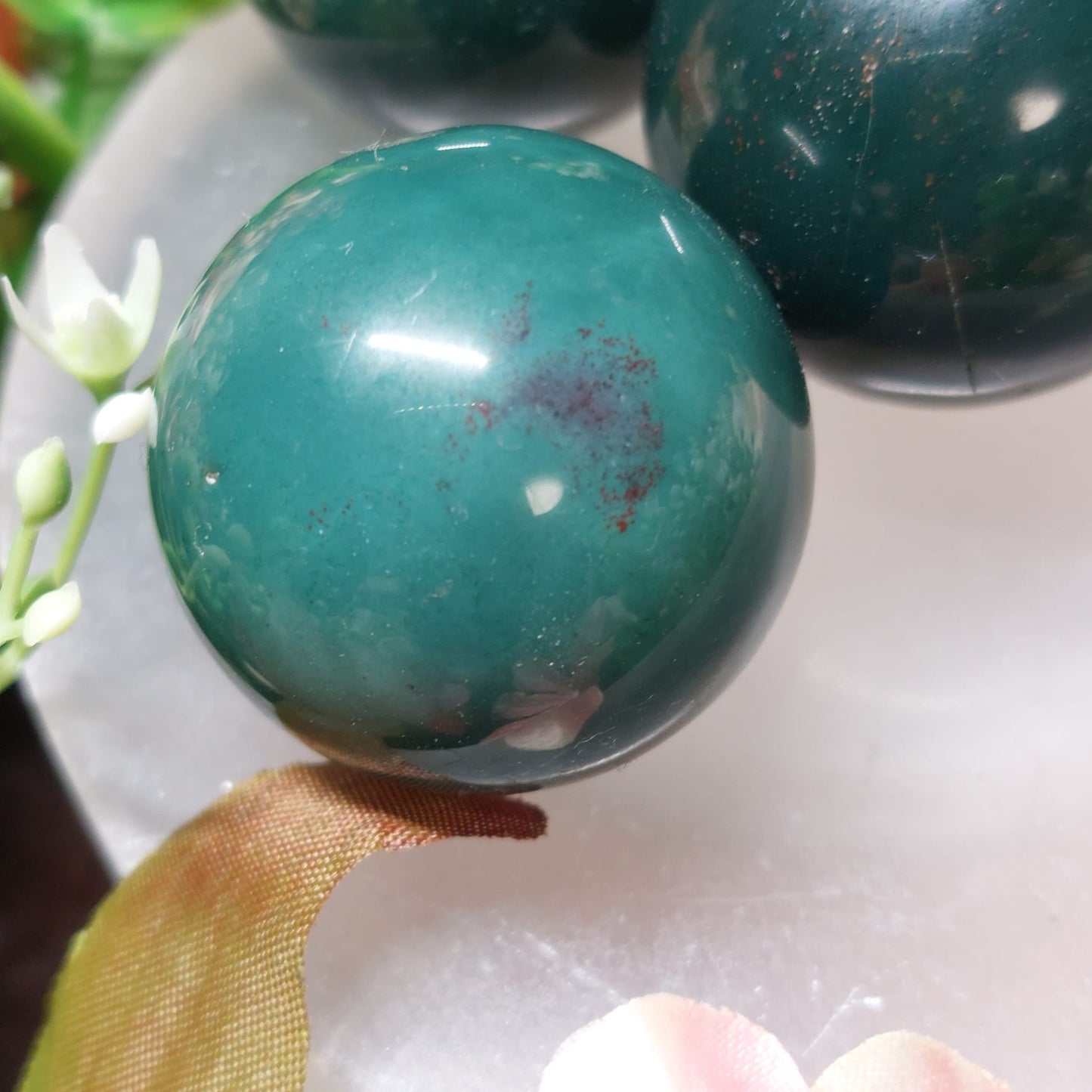 Plasma (grüner Chalcedon) Kugel 3 cm