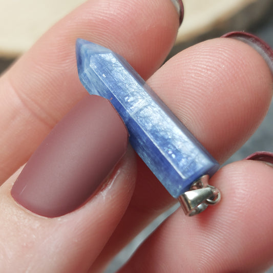 Kyanit Anhänger 925er-Silber