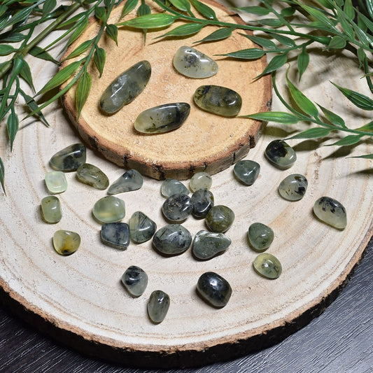 Prehnit Trommelstein 2. Wahl